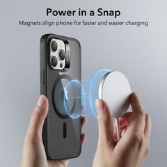 COPERTURA ESR CH HALOLOCK MAGSAFE IPHONE 14 PRO MAX NERO FROSTED