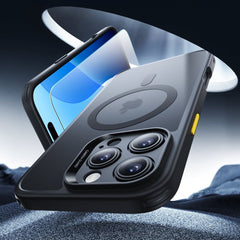 COPERTURA ESR CLASSIC PRO SET HALOLOCK MAGSAFE IPHONE 16 PRO NERO FROSTED