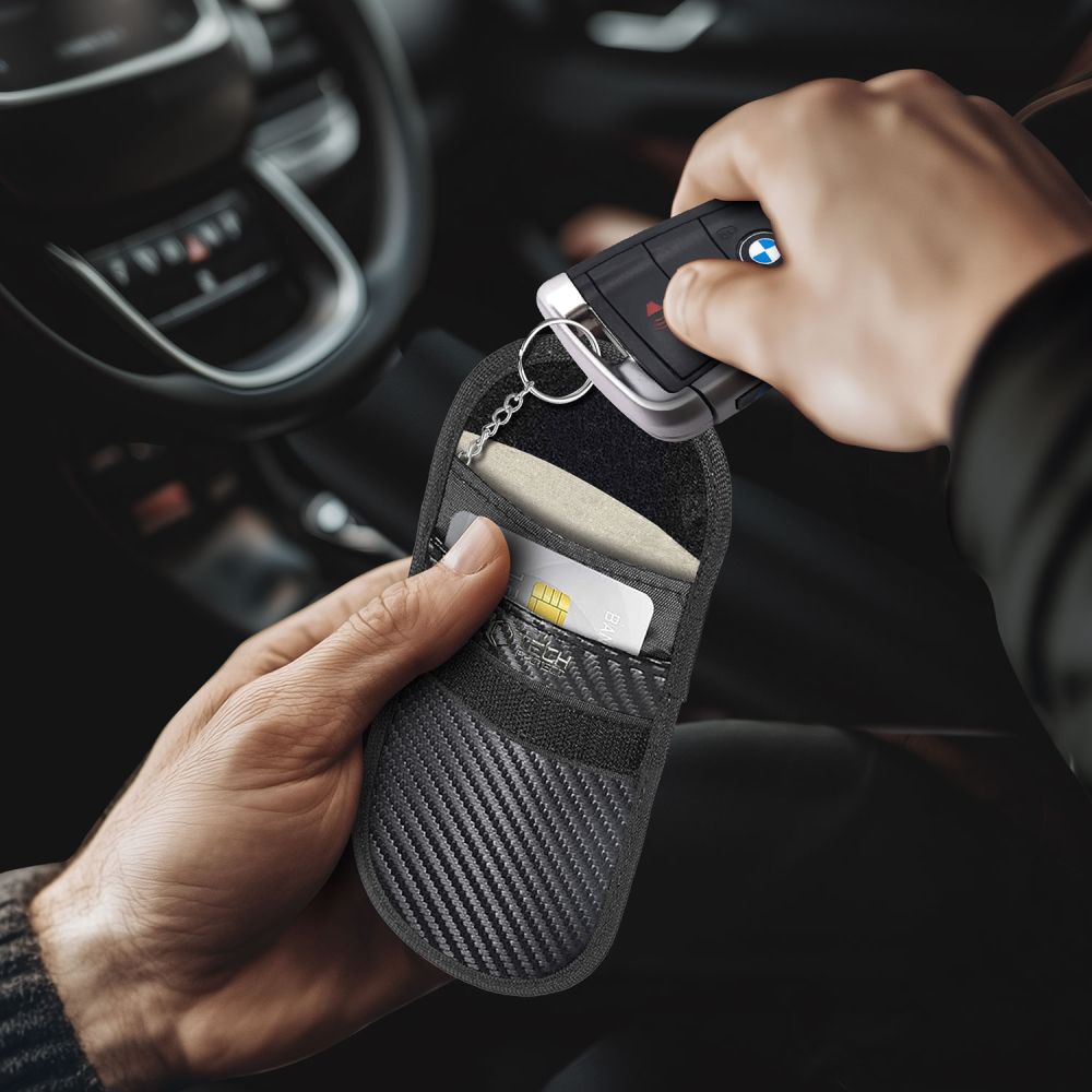 TECH-PROTECT KLR100 PORTA CHIAVE KEYLESS BLOCCO SEGNALE RFID CARBONIO
