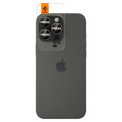 VETRO PROTETTIVO RIGIDO PER LENTE DELLA FOTOCAMERA SPIGEN OPTIK PRO GLAS.TR "EZ FIT" PROTETTORE PER FOTOCAMERA 2-PACK IPHONE 16 PRO / PRO MAX DESERT TITANIUM
