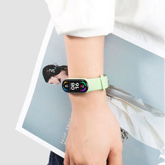 BRACCIALE IN SILICONE PER XIAOMI MI BAND 5 / 6 / 6 NFC / 7 HEYBAND ICON VIOLA